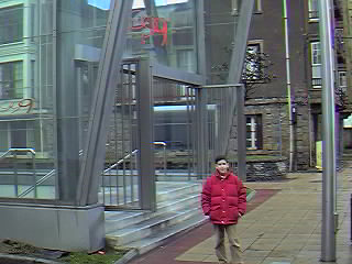 Entrada al Metro desde la c/ Ibaigane y la c/ M�ximo Agirre.