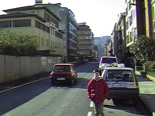 c/ Amaia, hacia Avda. Santa Ana y la r�a.