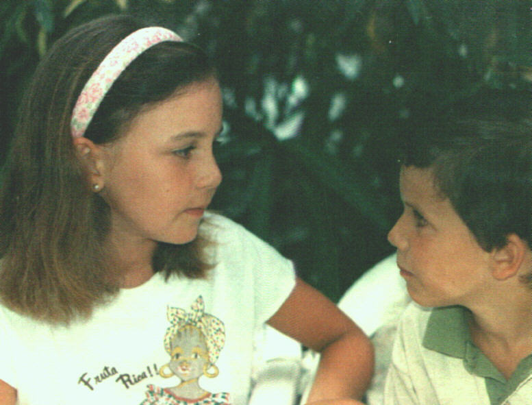 Leire y Aitor (1993) WIDTH=770 