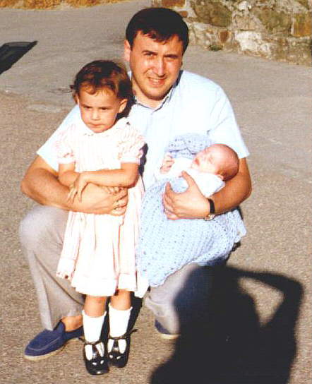 Leire, aita (el pap�) y Aitor (1987)