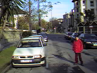 c/ Barria, hacia la Avda. Zugazarte.