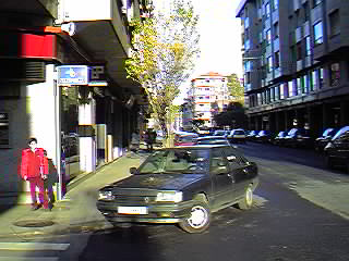 c/ Mayor, esquina c/ Club y c/ Bidebarrieta.