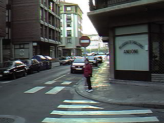 c/ Gobela (hacia la r�a)