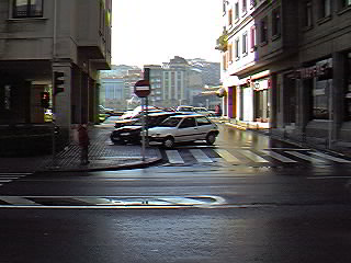 c/ Gobela, hacia el Muelle Tom�s Olabarri y el Puente Colgante.