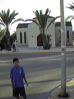 Iglesia de Mil Palmeras. Horarios de Misas en verano: S�bados y domingos, a las 21:00 h.