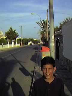 Avda. de Espa�a. Urbanizaci�n Mil Palmeras.