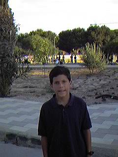 Zona deportiva en la Avda. de Suecia, junto a la iglesia y la piscina del Oasis. Urbanizaci�n Mil Palmeras.