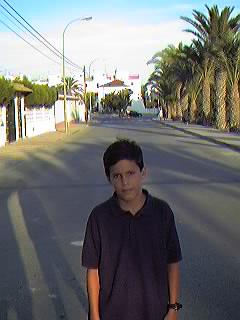 Iglesia. Avda. de Suecia. Urbanizaci�n Mil Palmeras.