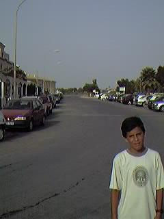 Hacia el acceso a la Urbanizaci�n Mil Palmeras 2.