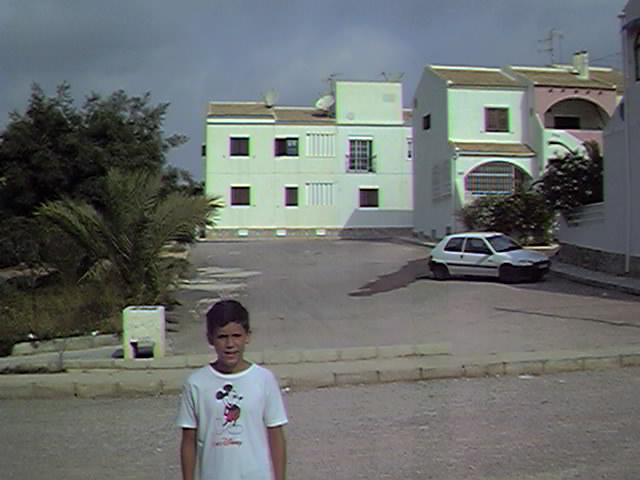 Escenas en MIL PALMERAS. Verano del 99.