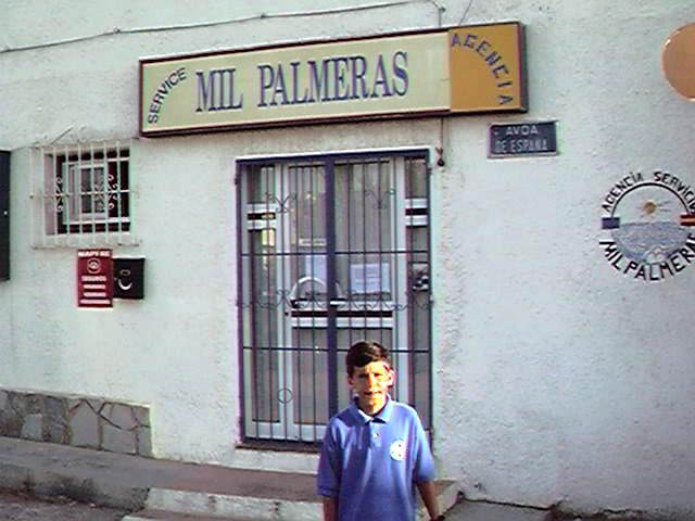 Escenas en MIL PALMERAS. Verano del 99.