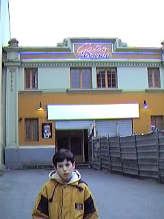 GETXO ANTZOKIA. Avda. Basagoiti, s/n. Algorta. Tel: 94 4910512.