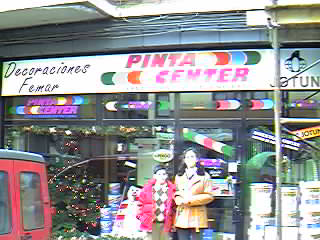 Comercios de la zona.