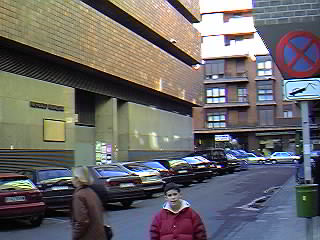 c/ Ogo�o, hacia la c/ Urkijo.