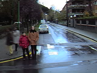 Esta es la c/ Lertegi, hacia la Avda. Zugazarte.